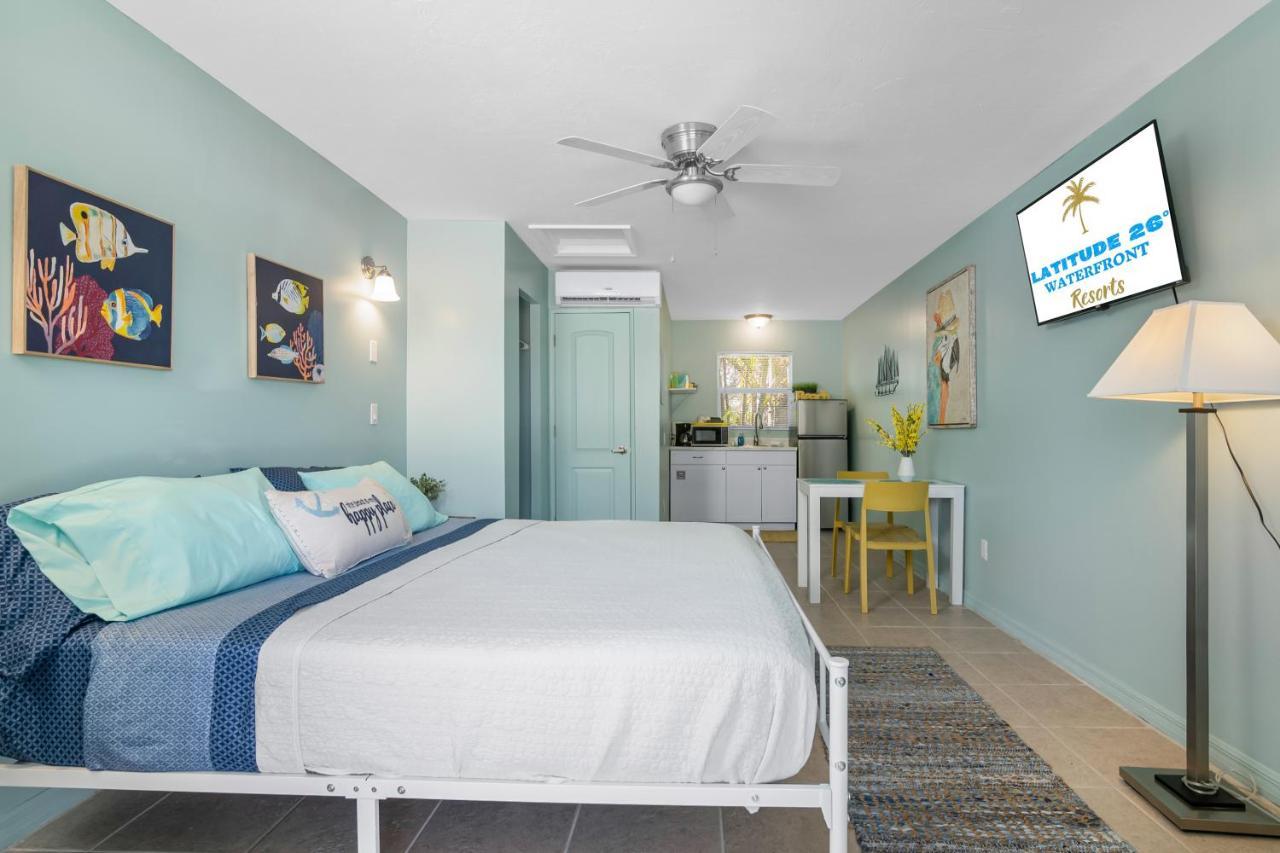 Latitude 26 Waterfront Boutique Resort - Бонита Спрингс Екстериор снимка